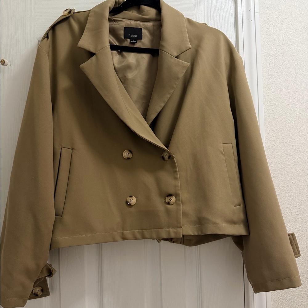 Olive cropped trench coat